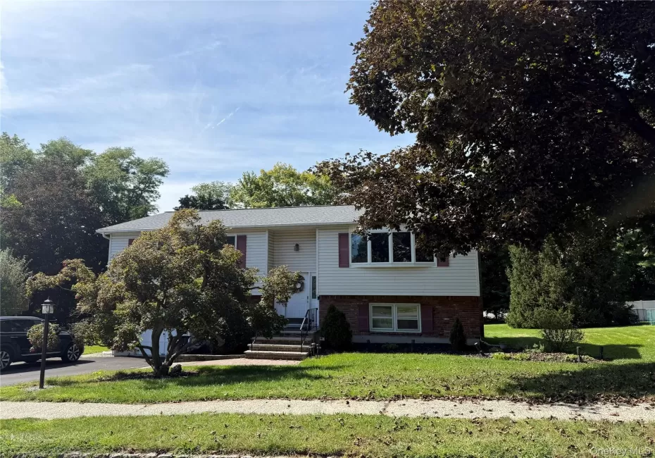 96 Lake Nanuet, Clarkstown, NY, 4 Bedrooms Bedrooms, 12 Rooms Rooms,1 BathroomBathrooms,Residential,For Rent,Lake Nanuet,0,1047412 96 Lake Nanuet, Clarkstown, NY, 4 Bedrooms Bedrooms, 12 Rooms Rooms,1 BathroomBathrooms,Residential,For Rent,Lake Nanuet,0,1047412