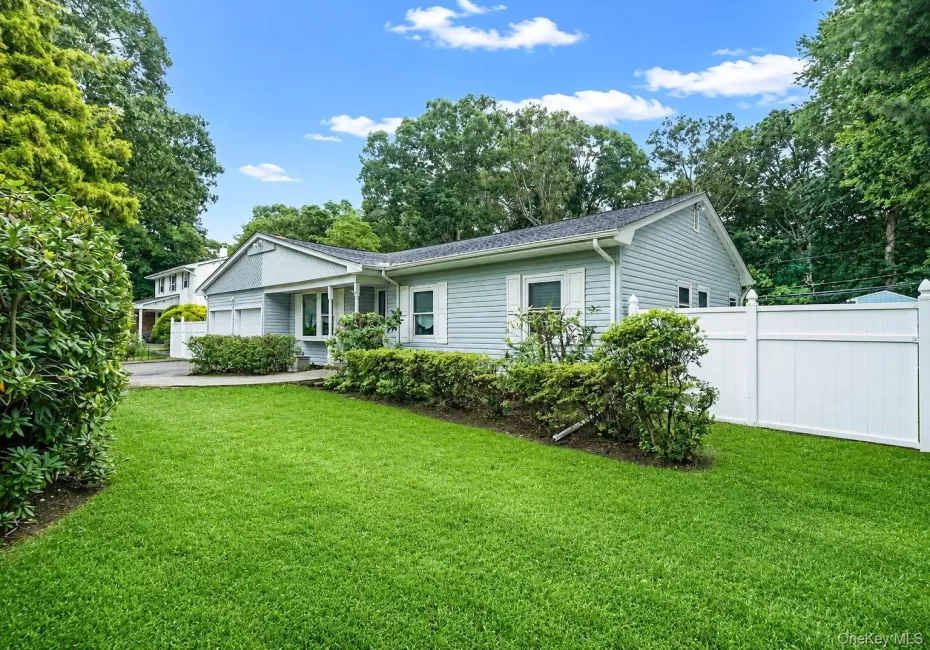 12 Beecher Street, Brookhaven, NY, 3 Bedrooms Bedrooms, 9 Rooms Rooms,2 BathroomsBathrooms,Residential,For Rent,Beecher,0,1047250 12 Beecher Street, Brookhaven, NY, 3 Bedrooms Bedrooms, 9 Rooms Rooms,2 BathroomsBathrooms,Residential,For Rent,Beecher,0,1047250