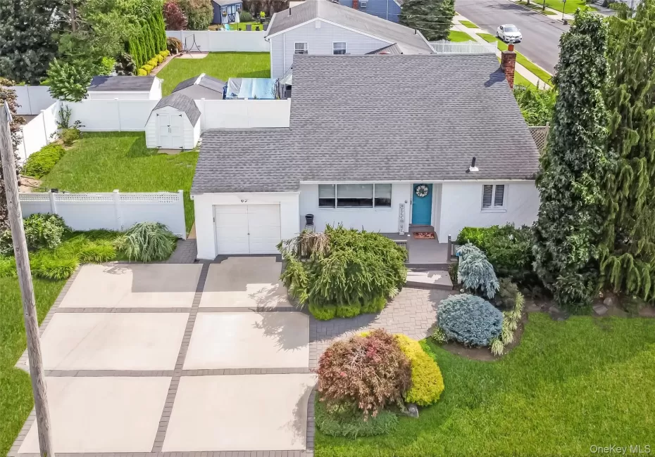 65 Graham Street, Oyster Bay, NY, 3 Bedrooms Bedrooms, 9 Rooms Rooms,1 BathroomBathrooms,Residential,For Rent,Graham,0,1045000 65 Graham Street, Oyster Bay, NY, 3 Bedrooms Bedrooms, 9 Rooms Rooms,1 BathroomBathrooms,Residential,For Rent,Graham,0,1045000