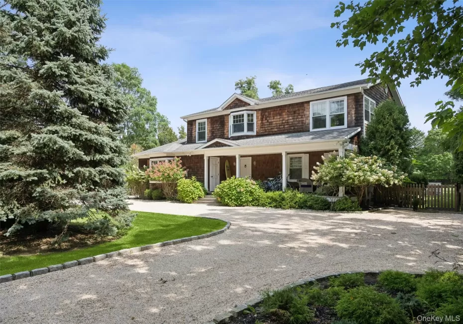 50 Old Main Road, Southampton, NY, 4 Bedrooms Bedrooms, 12 Rooms Rooms,4 BathroomsBathrooms,Residential Lease,For Rent,Old Main,0,1048496 50 Old Main Road, Southampton, NY, 4 Bedrooms Bedrooms, 12 Rooms Rooms,4 BathroomsBathrooms,Residential Lease,For Rent,Old Main,0,1048496