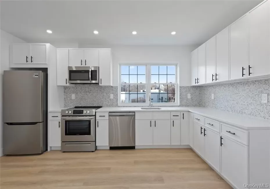 9 Lagrange Avenue, Poughkeepsie, NY, 2 Bedrooms Bedrooms, 3 Rooms Rooms,1 BathroomBathrooms,Residential Lease,For Rent,Lagrange,0,1047288 9 Lagrange Avenue, Poughkeepsie, NY, 2 Bedrooms Bedrooms, 3 Rooms Rooms,1 BathroomBathrooms,Residential Lease,For Rent,Lagrange,0,1047288