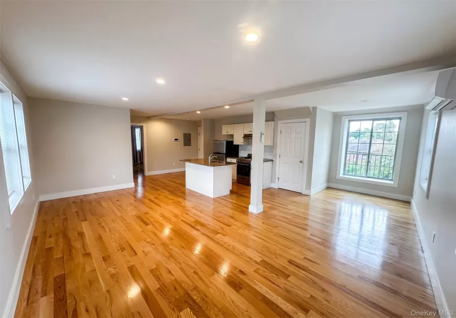 12 Main Street, Warwick (town), NY, 1 Bedroom Bedrooms, 3 Rooms Rooms,1 BathroomBathrooms,Residential Lease,For Rent,Main,0,1043171 12 Main Street, Warwick (town), NY, 1 Bedroom Bedrooms, 3 Rooms Rooms,1 BathroomBathrooms,Residential Lease,For Rent,Main,0,1043171