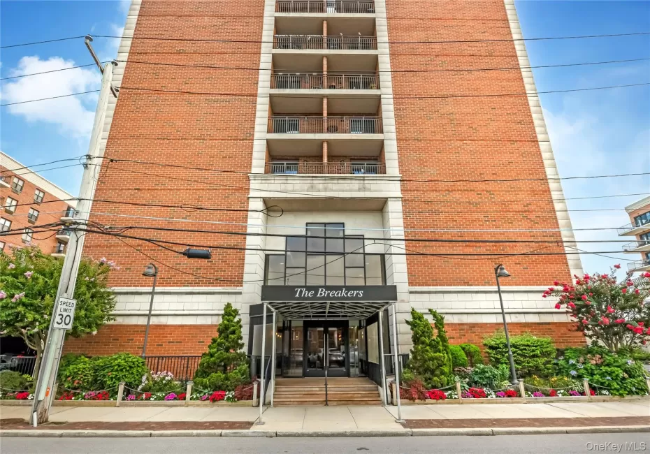 230 Broadway, Long Beach, NY, 2 Bedrooms Bedrooms, 5 Rooms Rooms,2 BathroomsBathrooms,Residential Lease,For Rent,Broadway,0,1048492 230 Broadway, Long Beach, NY, 2 Bedrooms Bedrooms, 5 Rooms Rooms,2 BathroomsBathrooms,Residential Lease,For Rent,Broadway,0,1048492