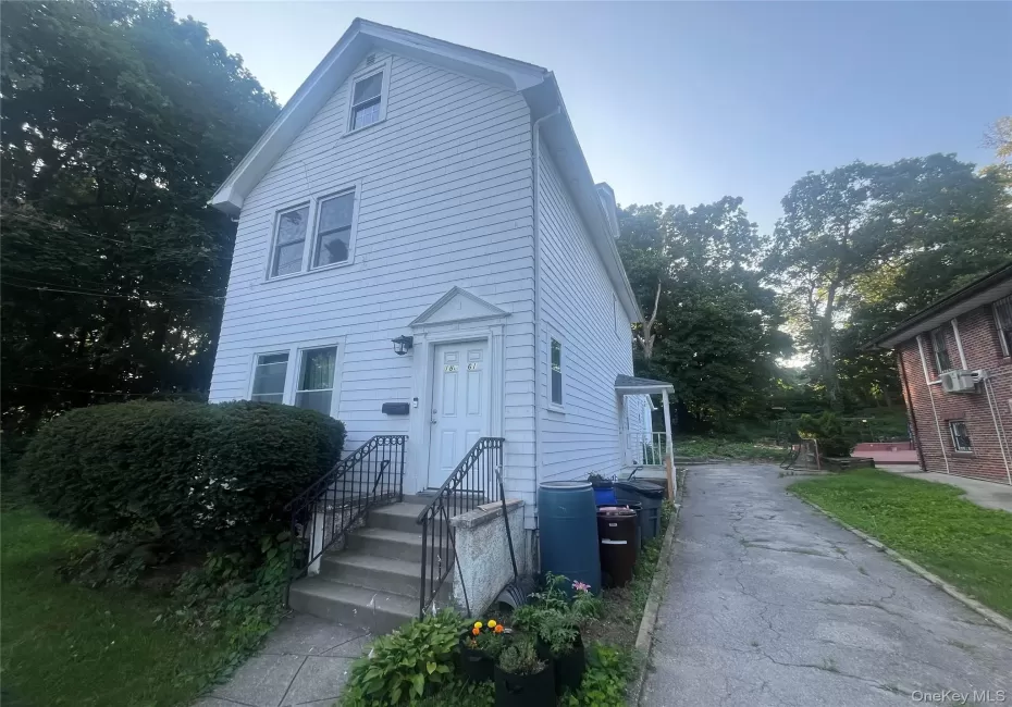 85th Road, New York, NY, 4 Bedrooms Bedrooms, 8 Rooms Rooms,1 BathroomBathrooms,Residential Lease,For Rent,Road,0,1048476 85th Road, New York, NY, 4 Bedrooms Bedrooms, 8 Rooms Rooms,1 BathroomBathrooms,Residential Lease,For Rent,Road,0,1048476