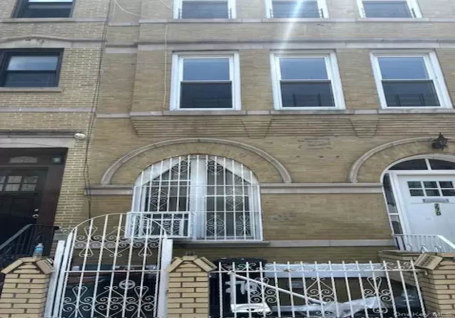 270 Sumpter Street, New York, NY, 3 Bedrooms Bedrooms, 5 Rooms Rooms,1 BathroomBathrooms,Residential Lease,For Rent,Sumpter,0,1048750 270 Sumpter Street, New York, NY, 3 Bedrooms Bedrooms, 5 Rooms Rooms,1 BathroomBathrooms,Residential Lease,For Rent,Sumpter,0,1048750