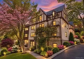 64 kensington Road, Eastchester, NY, 2 Bedrooms Bedrooms, 4 Rooms Rooms,1 BathroomBathrooms,Residential Lease,For Rent,kensington,0,1049032 64 kensington Road, Eastchester, NY, 2 Bedrooms Bedrooms, 4 Rooms Rooms,1 BathroomBathrooms,Residential Lease,For Rent,kensington,0,1049032