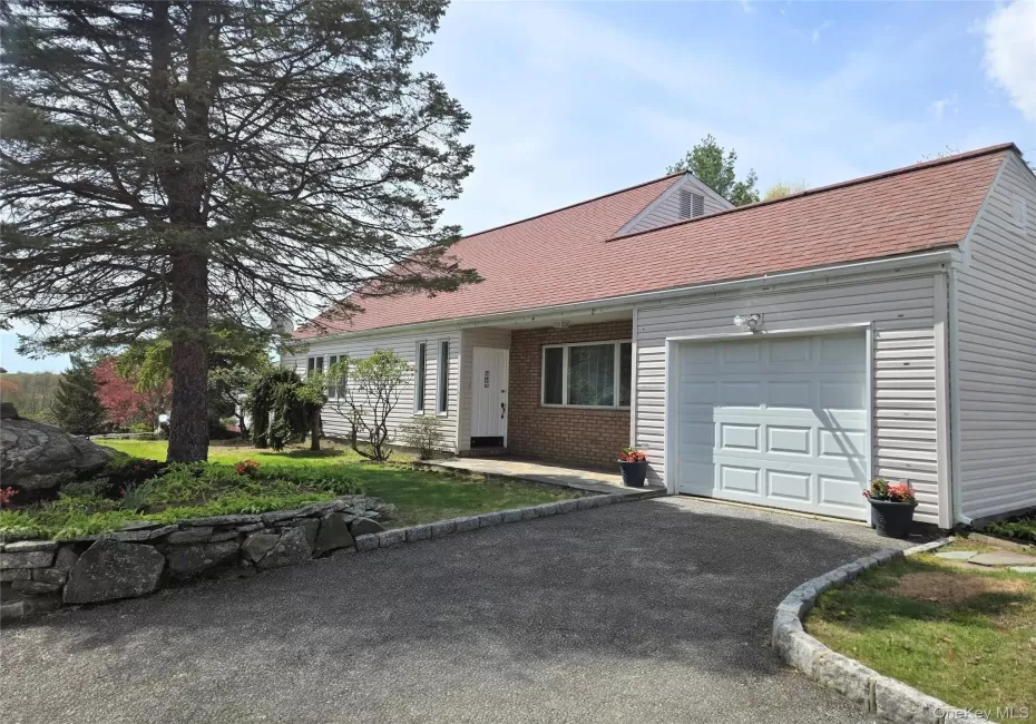 2585 Farsund Drive, Yorktown, NY, 3 Bedrooms Bedrooms, 9 Rooms Rooms,2 BathroomsBathrooms,Residential,For Rent,Farsund,0,986146 2585 Farsund Drive, Yorktown, NY, 3 Bedrooms Bedrooms, 9 Rooms Rooms,2 BathroomsBathrooms,Residential,For Rent,Farsund,0,986146