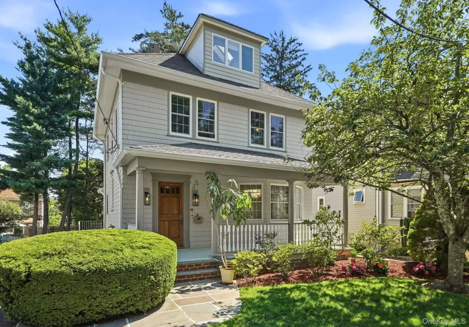 11 Winthrop Avenue, Mamaroneck, NY, 3 Bedrooms Bedrooms, 8 Rooms Rooms,2 BathroomsBathrooms,Residential,For Rent,Winthrop,0,999896 11 Winthrop Avenue, Mamaroneck, NY, 3 Bedrooms Bedrooms, 8 Rooms Rooms,2 BathroomsBathrooms,Residential,For Rent,Winthrop,0,999896
