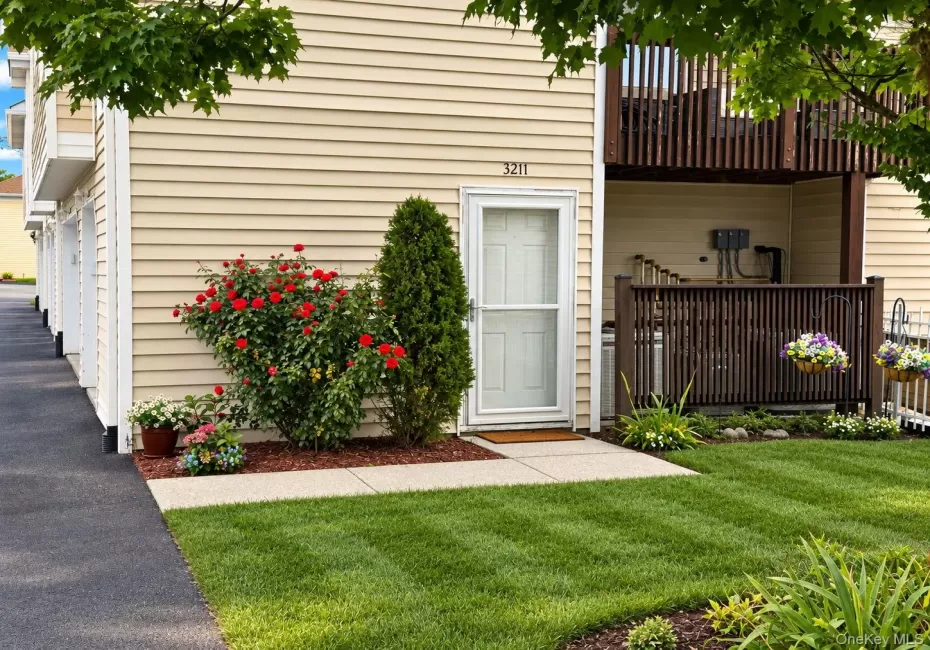 3211 Whispering Hills, Chester Town, NY, 3 Bedrooms Bedrooms, 9 Rooms Rooms,2 BathroomsBathrooms,Residential,For Rent,Whispering,0,1046996 3211 Whispering Hills, Chester Town, NY, 3 Bedrooms Bedrooms, 9 Rooms Rooms,2 BathroomsBathrooms,Residential,For Rent,Whispering,0,1046996