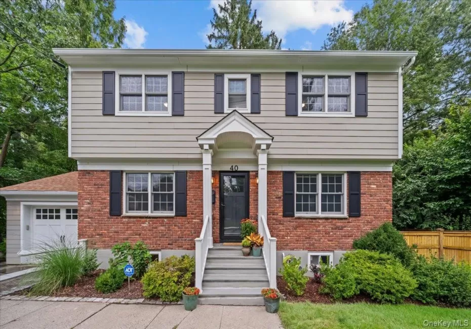 40 Branford Road, Greenburgh, NY, 4 Bedrooms Bedrooms, 9 Rooms Rooms,2 BathroomsBathrooms,Residential,For Rent,Branford,0,1047069 40 Branford Road, Greenburgh, NY, 4 Bedrooms Bedrooms, 9 Rooms Rooms,2 BathroomsBathrooms,Residential,For Rent,Branford,0,1047069