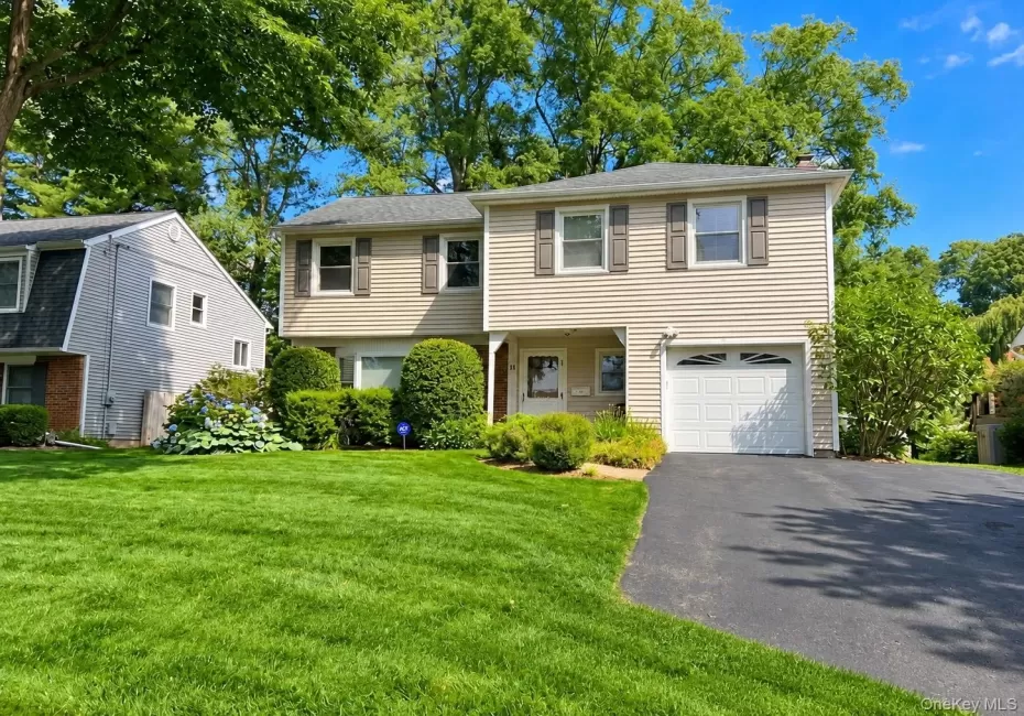 16 Salem Place, White Plains, NY, 3 Bedrooms Bedrooms, 10 Rooms Rooms,2 BathroomsBathrooms,Residential,For Rent,Salem,0,1035932 16 Salem Place, White Plains, NY, 3 Bedrooms Bedrooms, 10 Rooms Rooms,2 BathroomsBathrooms,Residential,For Rent,Salem,0,1035932