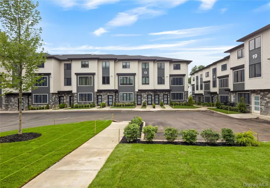 17 Lazer Court, Ramapo, NY, 5 Bedrooms Bedrooms, 10 Rooms Rooms,2 BathroomsBathrooms,Residential,For Rent,Lazer,0,1047635 17 Lazer Court, Ramapo, NY, 5 Bedrooms Bedrooms, 10 Rooms Rooms,2 BathroomsBathrooms,Residential,For Rent,Lazer,0,1047635