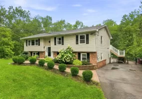 193 Old Dutch Hollow Road, Warwick (town), NY, 3 Bedrooms Bedrooms, 12 Rooms Rooms,2 BathroomsBathrooms,Residential,For Rent,Old Dutch Hollow,0,1044317 193 Old Dutch Hollow Road, Warwick (town), NY, 3 Bedrooms Bedrooms, 12 Rooms Rooms,2 BathroomsBathrooms,Residential,For Rent,Old Dutch Hollow,0,1044317