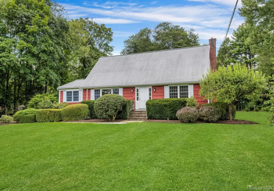 Welcome to 5 Spruce Pond Lane. Welcome to 5 Spruce Pond Lane.