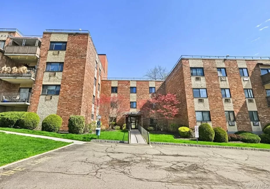 115 Dehaven Drive, Yonkers, NY, 3 Bedrooms Bedrooms, 6 Rooms Rooms,2 BathroomsBathrooms,Residential,For Rent,Dehaven,0,1048596 115 Dehaven Drive, Yonkers, NY, 3 Bedrooms Bedrooms, 6 Rooms Rooms,2 BathroomsBathrooms,Residential,For Rent,Dehaven,0,1048596
