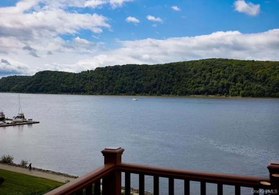 38 Hurlihe Street, Poughkeepsie, NY, 1 Bedroom Bedrooms, 3 Rooms Rooms,1 BathroomBathrooms,Residential,For Rent,Hurlihe,0,1048326 38 Hurlihe Street, Poughkeepsie, NY, 1 Bedroom Bedrooms, 3 Rooms Rooms,1 BathroomBathrooms,Residential,For Rent,Hurlihe,0,1048326