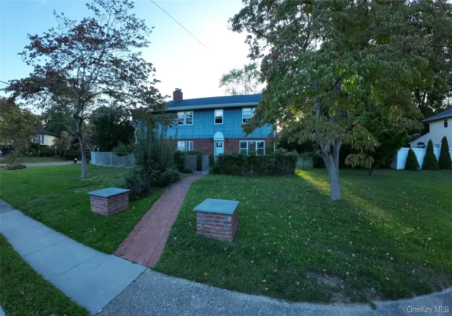 82 Yale Avenue, Islip, NY, 8 Bedrooms Bedrooms, 14 Rooms Rooms,6 BathroomsBathrooms,Residential,For Rent,Yale,0,1048517 82 Yale Avenue, Islip, NY, 8 Bedrooms Bedrooms, 14 Rooms Rooms,6 BathroomsBathrooms,Residential,For Rent,Yale,0,1048517