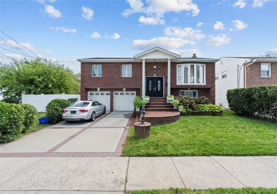 3185 Schreiber Place, Hempstead, NY, 4 Bedrooms Bedrooms, 8 Rooms Rooms,2 BathroomsBathrooms,Residential,For Rent,Schreiber,0,1045584 3185 Schreiber Place, Hempstead, NY, 4 Bedrooms Bedrooms, 8 Rooms Rooms,2 BathroomsBathrooms,Residential,For Rent,Schreiber,0,1045584