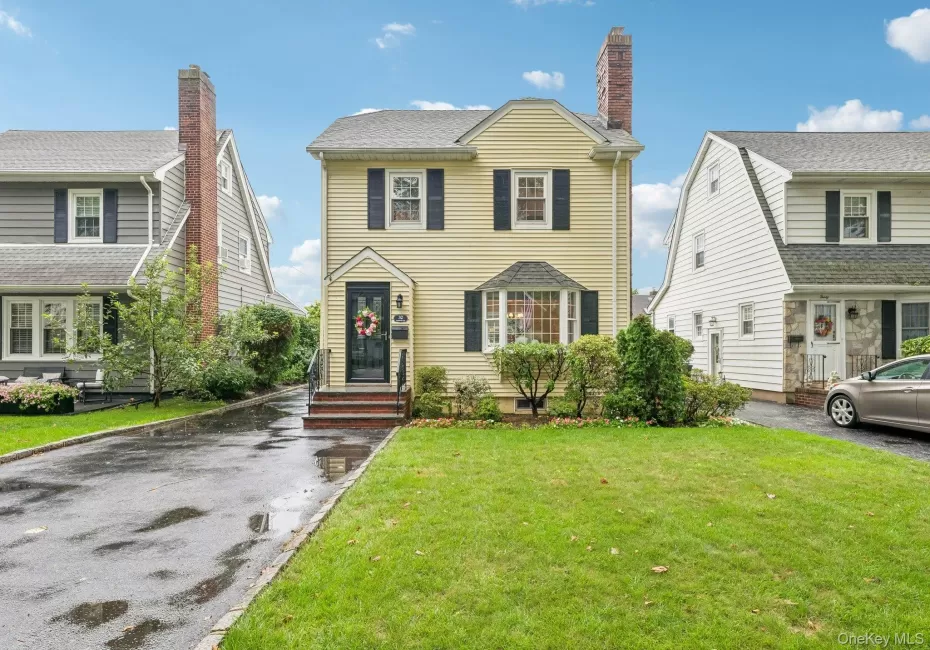 32 Cambridge Avenue, Hempstead, NY, 3 Bedrooms Bedrooms, 7 Rooms Rooms,1 BathroomBathrooms,Residential,For Rent,Cambridge,0,1038227 32 Cambridge Avenue, Hempstead, NY, 3 Bedrooms Bedrooms, 7 Rooms Rooms,1 BathroomBathrooms,Residential,For Rent,Cambridge,0,1038227