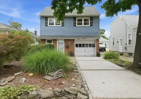 37 Cherry Street, Oyster Bay, NY, 3 Bedrooms Bedrooms, 6 Rooms Rooms,2 BathroomsBathrooms,Residential,For Rent,Cherry,0,1048557 37 Cherry Street, Oyster Bay, NY, 3 Bedrooms Bedrooms, 6 Rooms Rooms,2 BathroomsBathrooms,Residential,For Rent,Cherry,0,1048557