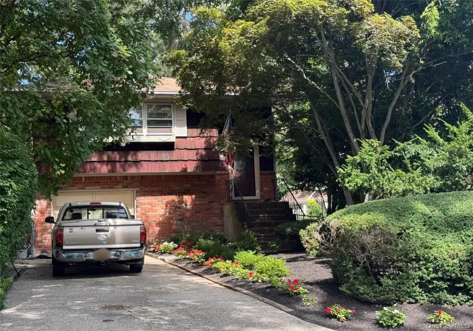 115 Green Avenue, Brookhaven, NY, 4 Bedrooms Bedrooms, 10 Rooms Rooms,2 BathroomsBathrooms,Residential,For Rent,Green,0,1048664 115 Green Avenue, Brookhaven, NY, 4 Bedrooms Bedrooms, 10 Rooms Rooms,2 BathroomsBathrooms,Residential,For Rent,Green,0,1048664