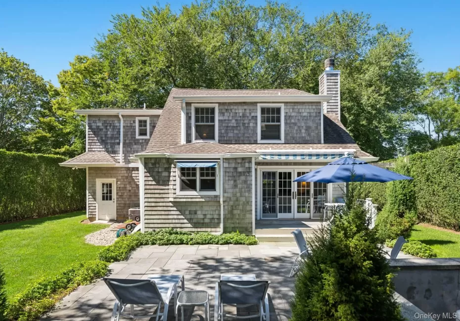 200 Little Plains Road, Southampton, NY, 3 Bedrooms Bedrooms, 9 Rooms Rooms,3 BathroomsBathrooms,Residential,For Rent,Little Plains,0,1048282 200 Little Plains Road, Southampton, NY, 3 Bedrooms Bedrooms, 9 Rooms Rooms,3 BathroomsBathrooms,Residential,For Rent,Little Plains,0,1048282