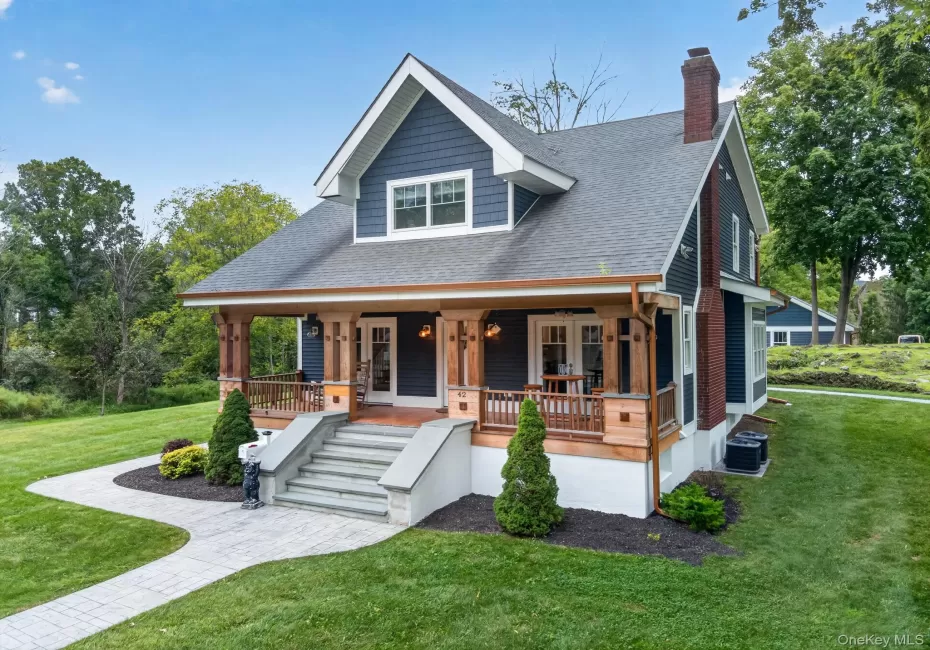 42 Colonial Avenue, Warwick (town), NY, 3 Bedrooms Bedrooms, 14 Rooms Rooms,2 BathroomsBathrooms,Residential,For Rent,Colonial,0,1042388 42 Colonial Avenue, Warwick (town), NY, 3 Bedrooms Bedrooms, 14 Rooms Rooms,2 BathroomsBathrooms,Residential,For Rent,Colonial,0,1042388