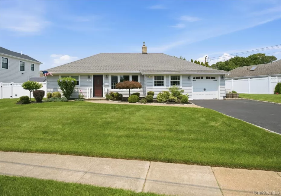 45 Polo Road, Oyster Bay, NY, 3 Bedrooms Bedrooms, 2 Rooms Rooms,2 BathroomsBathrooms,Residential,For Rent,Polo,0,1048170 45 Polo Road, Oyster Bay, NY, 3 Bedrooms Bedrooms, 2 Rooms Rooms,2 BathroomsBathrooms,Residential,For Rent,Polo,0,1048170