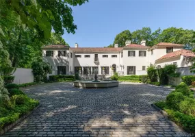 100 Horseshoe Road, Oyster Bay, NY, 10 Bedrooms Bedrooms, 16 Rooms Rooms,10 BathroomsBathrooms,Residential,For Rent,Horseshoe,0,1048378 100 Horseshoe Road, Oyster Bay, NY, 10 Bedrooms Bedrooms, 16 Rooms Rooms,10 BathroomsBathrooms,Residential,For Rent,Horseshoe,0,1048378