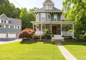 125 Vineyard Avenue, Lloyd, NY, 4 Bedrooms Bedrooms, 13 Rooms Rooms,2 BathroomsBathrooms,Residential,For Rent,Vineyard,0,1048382 125 Vineyard Avenue, Lloyd, NY, 4 Bedrooms Bedrooms, 13 Rooms Rooms,2 BathroomsBathrooms,Residential,For Rent,Vineyard,0,1048382