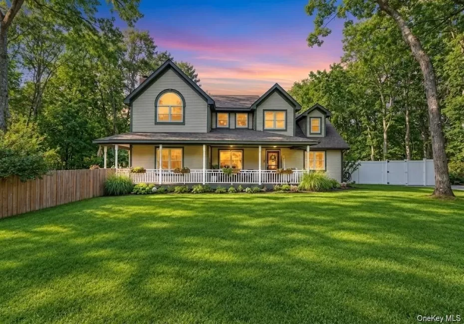 15 Hillcrest Avenue, Brookhaven, NY, 5 Bedrooms Bedrooms, 10 Rooms Rooms,3 BathroomsBathrooms,Residential,For Rent,Hillcrest,0,1048964 15 Hillcrest Avenue, Brookhaven, NY, 5 Bedrooms Bedrooms, 10 Rooms Rooms,3 BathroomsBathrooms,Residential,For Rent,Hillcrest,0,1048964