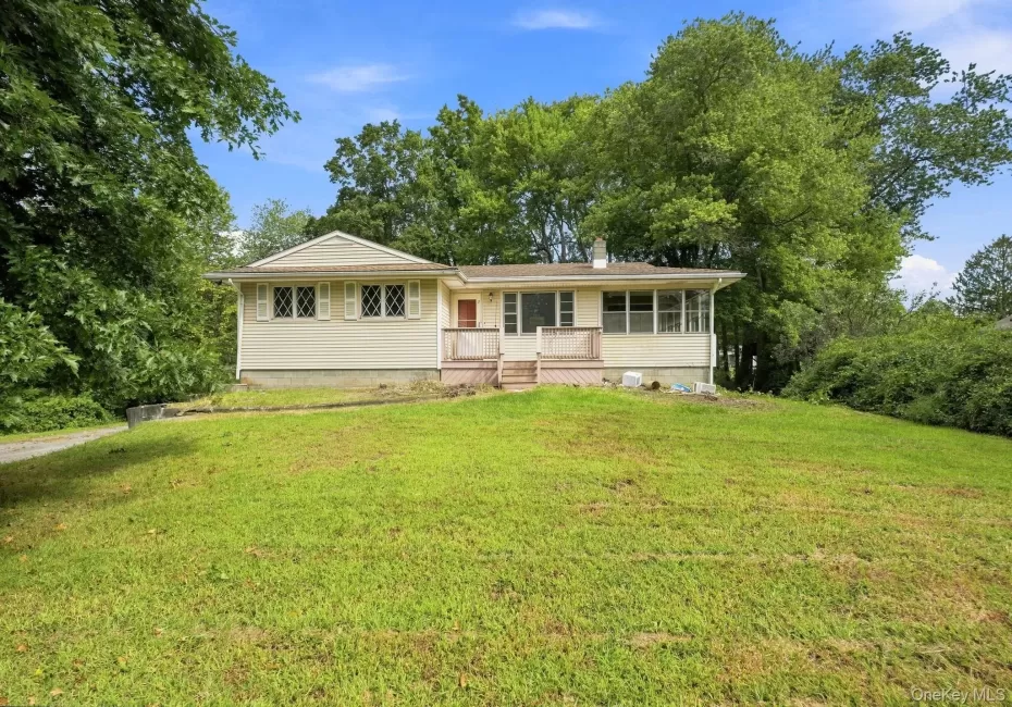 7 Roosevelt Road, Hyde Park, NY, 3 Bedrooms Bedrooms, 6 Rooms Rooms,1 BathroomBathrooms,Residential,For Rent,Roosevelt,0,1047704 7 Roosevelt Road, Hyde Park, NY, 3 Bedrooms Bedrooms, 6 Rooms Rooms,1 BathroomBathrooms,Residential,For Rent,Roosevelt,0,1047704