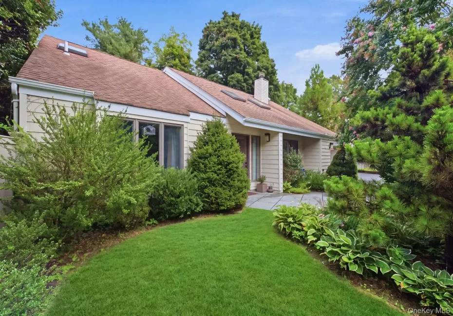 5 Highridge Drive, Huntington, NY, 3 Bedrooms Bedrooms, 8 Rooms Rooms,2 BathroomsBathrooms,Residential,For Rent,Highridge,0,1047883 5 Highridge Drive, Huntington, NY, 3 Bedrooms Bedrooms, 8 Rooms Rooms,2 BathroomsBathrooms,Residential,For Rent,Highridge,0,1047883