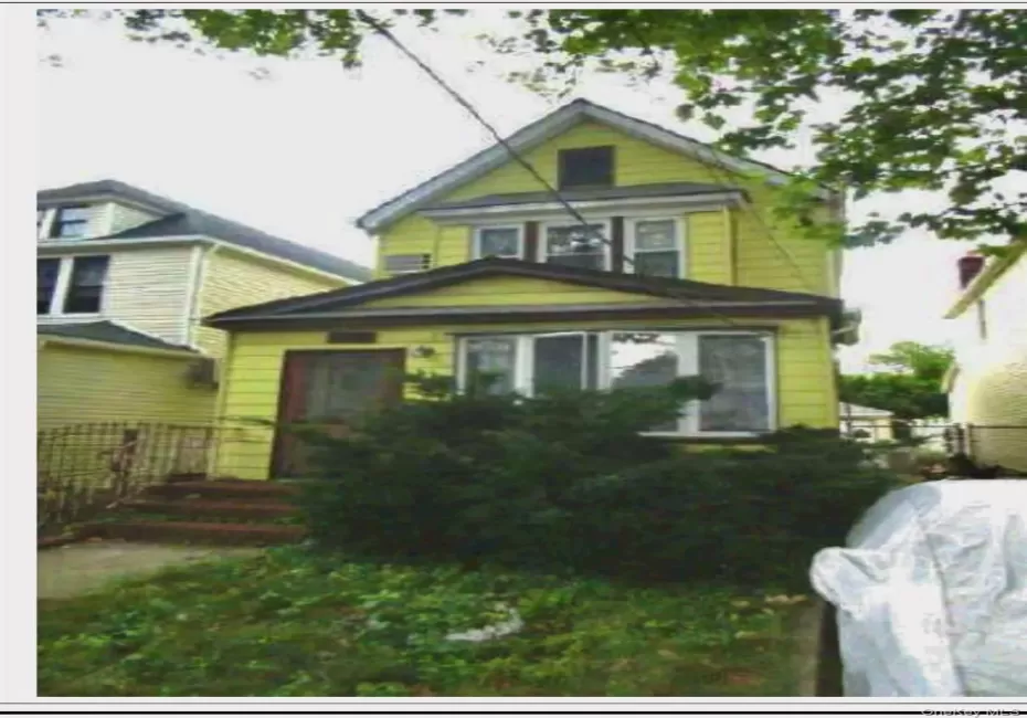 62-95 Austin Street, New York, NY, 3 Bedrooms Bedrooms, 7 Rooms Rooms,1 BathroomBathrooms,Residential,For Rent,Austin,0,1049191 62-95 Austin Street, New York, NY, 3 Bedrooms Bedrooms, 7 Rooms Rooms,1 BathroomBathrooms,Residential,For Rent,Austin,0,1049191