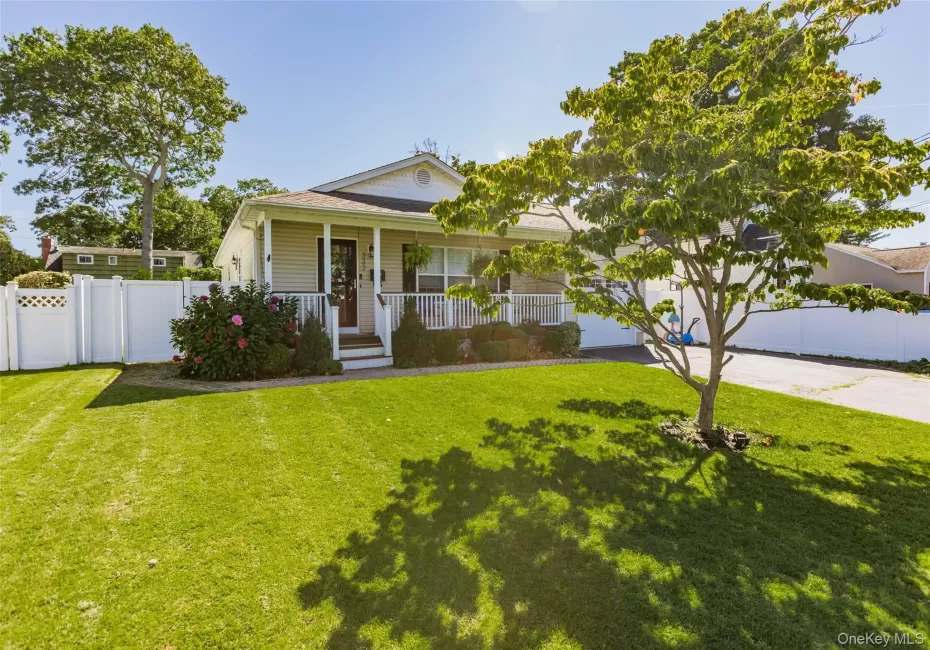 332 Myrtle Avenue, Islip, NY, 3 Bedrooms Bedrooms, 7 Rooms Rooms,2 BathroomsBathrooms,Residential,For Rent,Myrtle,0,1049150 332 Myrtle Avenue, Islip, NY, 3 Bedrooms Bedrooms, 7 Rooms Rooms,2 BathroomsBathrooms,Residential,For Rent,Myrtle,0,1049150