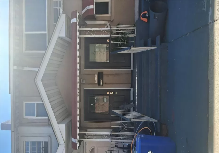 2933 Beach Channel Drive, New York, NY, 3 Bedrooms Bedrooms, 5 Rooms Rooms,1 BathroomBathrooms,Residential Lease,For Rent,Beach Channel,0,1048108 2933 Beach Channel Drive, New York, NY, 3 Bedrooms Bedrooms, 5 Rooms Rooms,1 BathroomBathrooms,Residential Lease,For Rent,Beach Channel,0,1048108