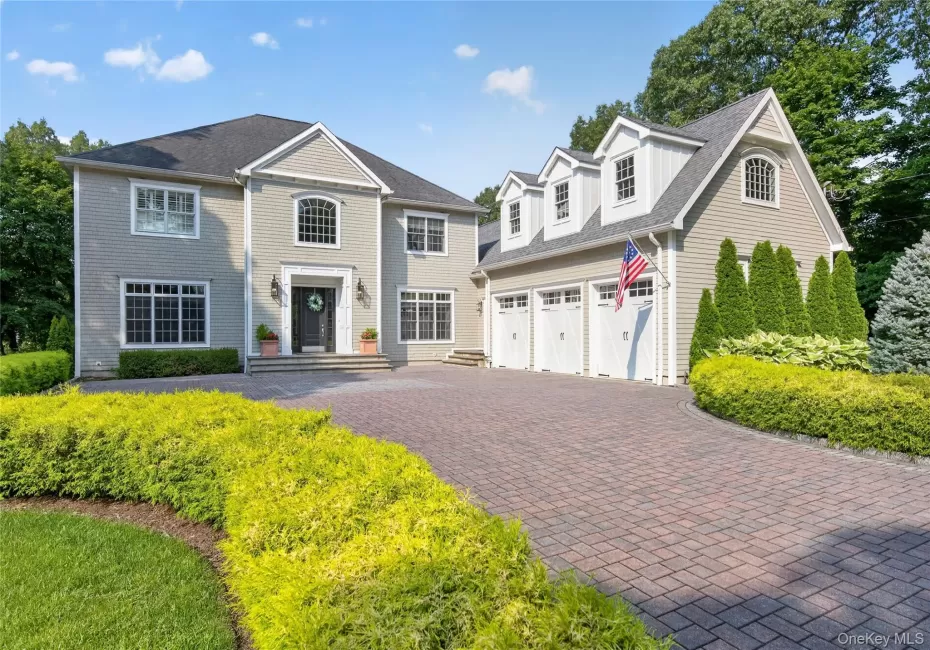 15 Thorman Lane, Huntington, NY, 6 Bedrooms Bedrooms, 10 Rooms Rooms,4 BathroomsBathrooms,Residential,For Rent,Thorman,0,1037648 15 Thorman Lane, Huntington, NY, 6 Bedrooms Bedrooms, 10 Rooms Rooms,4 BathroomsBathrooms,Residential,For Rent,Thorman,0,1037648