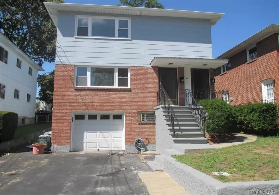 11 Juniper Road, North Hempstead, NY, 3 Bedrooms Bedrooms, 5 Rooms Rooms,1 BathroomBathrooms,Residential Lease,For Rent,Juniper,0,1044545 11 Juniper Road, North Hempstead, NY, 3 Bedrooms Bedrooms, 5 Rooms Rooms,1 BathroomBathrooms,Residential Lease,For Rent,Juniper,0,1044545