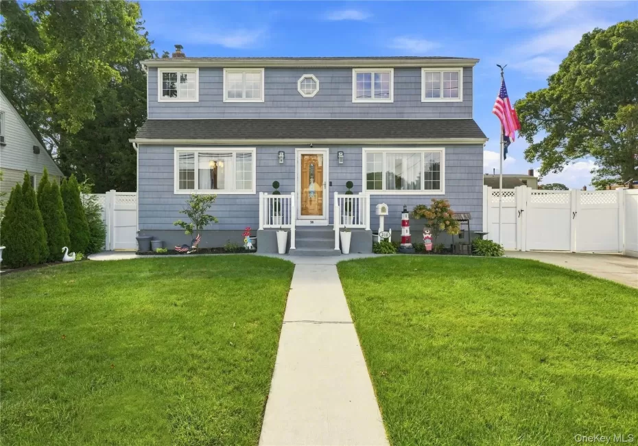 310 Audley Court, Babylon, NY, 5 Bedrooms Bedrooms, 8 Rooms Rooms,2 BathroomsBathrooms,Residential,For Rent,Audley,0,1048906 310 Audley Court, Babylon, NY, 5 Bedrooms Bedrooms, 8 Rooms Rooms,2 BathroomsBathrooms,Residential,For Rent,Audley,0,1048906