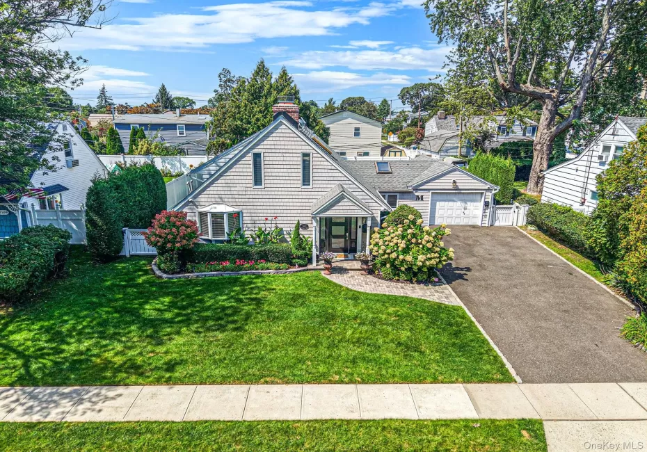 2115 Randall Avenue, Hempstead, NY, 4 Bedrooms Bedrooms, 7 Rooms Rooms,3 BathroomsBathrooms,Residential,For Rent,Randall,0,1049156 2115 Randall Avenue, Hempstead, NY, 4 Bedrooms Bedrooms, 7 Rooms Rooms,3 BathroomsBathrooms,Residential,For Rent,Randall,0,1049156