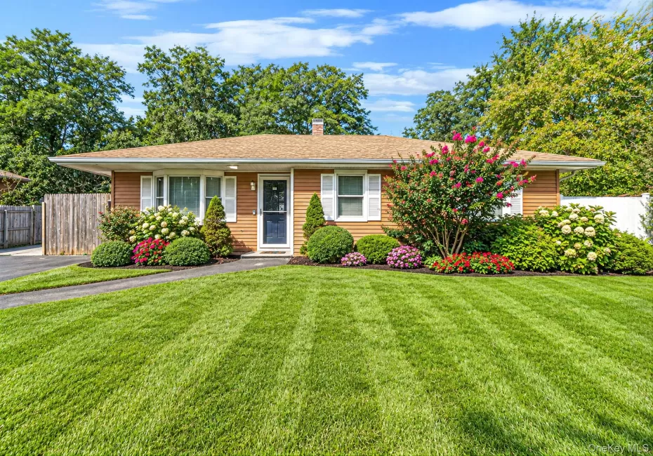542 Agamemnon Avenue, Brookhaven, NY, 3 Bedrooms Bedrooms, 5 Rooms Rooms,1 BathroomBathrooms,Residential,For Rent,Agamemnon,0,1049252 542 Agamemnon Avenue, Brookhaven, NY, 3 Bedrooms Bedrooms, 5 Rooms Rooms,1 BathroomBathrooms,Residential,For Rent,Agamemnon,0,1049252