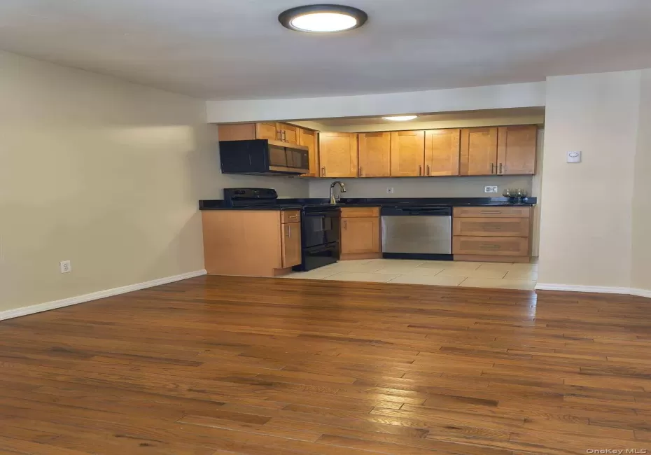 41 Scudder Avenue, Huntington, NY, 3 Bedrooms Bedrooms, 5 Rooms Rooms,1 BathroomBathrooms,Residential Lease,For Rent,Scudder,0,1049180 41 Scudder Avenue, Huntington, NY, 3 Bedrooms Bedrooms, 5 Rooms Rooms,1 BathroomBathrooms,Residential Lease,For Rent,Scudder,0,1049180