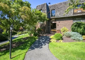 1 Briarcliff Drive, Ossining, NY, 1 Bedroom Bedrooms, 4 Rooms Rooms,1 BathroomBathrooms,Residential,For Rent,Briarcliff,0,1047960 1 Briarcliff Drive, Ossining, NY, 1 Bedroom Bedrooms, 4 Rooms Rooms,1 BathroomBathrooms,Residential,For Rent,Briarcliff,0,1047960