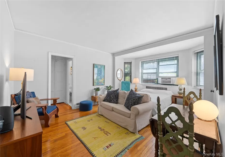 34-20 79th Street, New York, NY, 2 Rooms Rooms,1 BathroomBathrooms,Residential,For Rent,79th,0,1049305 34-20 79th Street, New York, NY, 2 Rooms Rooms,1 BathroomBathrooms,Residential,For Rent,79th,0,1049305
