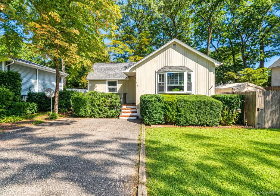 7 Beacon Drive, Brookhaven, NY, 2 Bedrooms Bedrooms, 5 Rooms Rooms,1 BathroomBathrooms,Residential,For Rent,Beacon,0,1049434 7 Beacon Drive, Brookhaven, NY, 2 Bedrooms Bedrooms, 5 Rooms Rooms,1 BathroomBathrooms,Residential,For Rent,Beacon,0,1049434