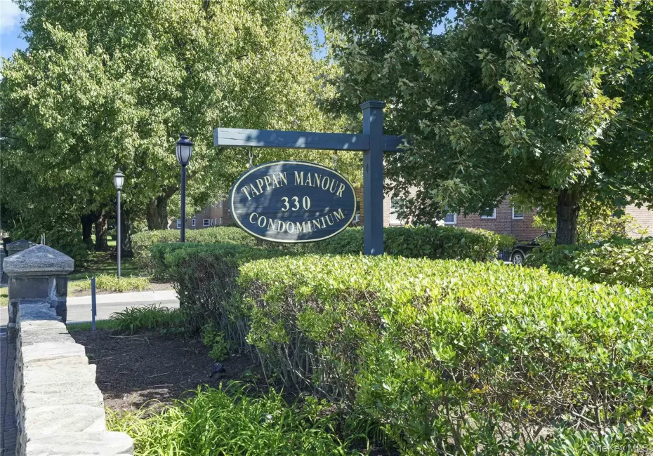 Welcome to Tappan Manour. Welcome to Tappan Manour.
