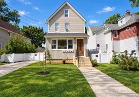 45 Lynbrook Avenue, Hempstead, NY, 2 Bedrooms Bedrooms, 5 Rooms Rooms,1 BathroomBathrooms,Residential Lease,For Rent,Lynbrook,0,1049410 45 Lynbrook Avenue, Hempstead, NY, 2 Bedrooms Bedrooms, 5 Rooms Rooms,1 BathroomBathrooms,Residential Lease,For Rent,Lynbrook,0,1049410