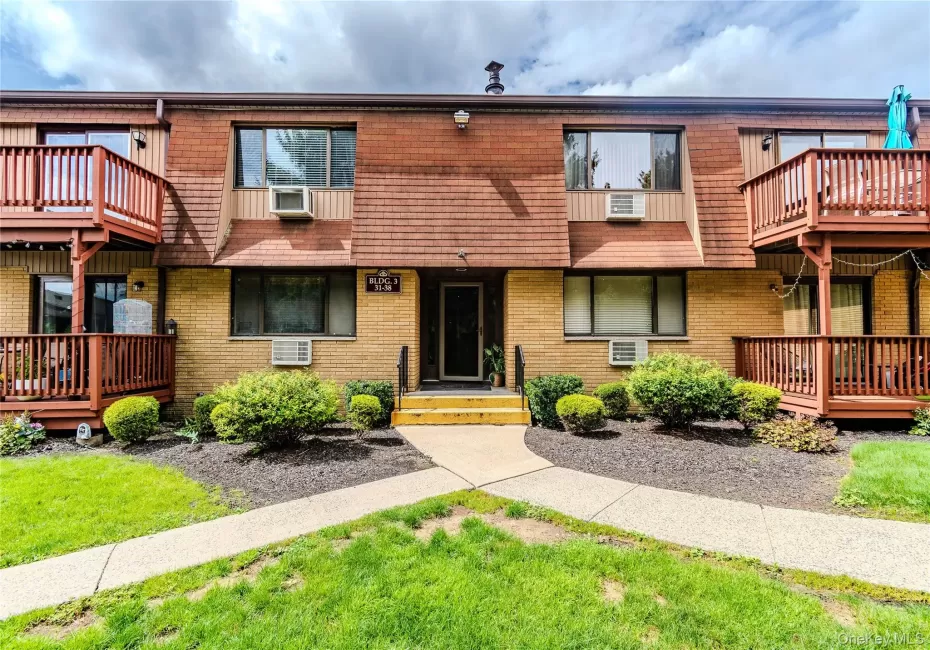 36 Richard Court, Haverstraw, NY, 1 Bedroom Bedrooms, 5 Rooms Rooms,1 BathroomBathrooms,Residential,For Rent,Richard,0,1048470 36 Richard Court, Haverstraw, NY, 1 Bedroom Bedrooms, 5 Rooms Rooms,1 BathroomBathrooms,Residential,For Rent,Richard,0,1048470
