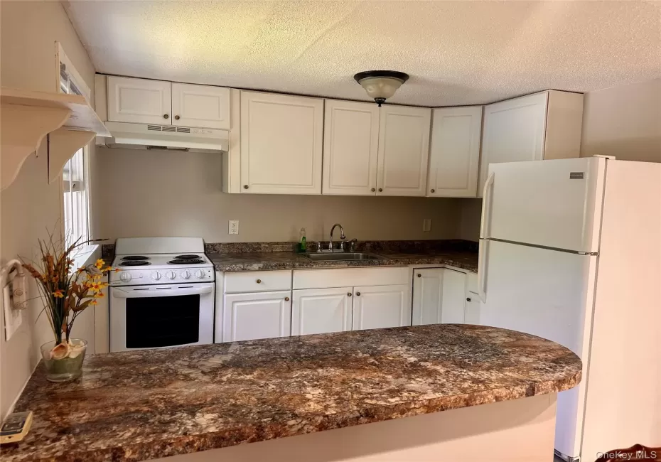 532 Park Avenue, Brookhaven, NY, 2 Bedrooms Bedrooms, 5 Rooms Rooms,1 BathroomBathrooms,Residential Lease,For Rent,Park,0,1044477 532 Park Avenue, Brookhaven, NY, 2 Bedrooms Bedrooms, 5 Rooms Rooms,1 BathroomBathrooms,Residential Lease,For Rent,Park,0,1044477