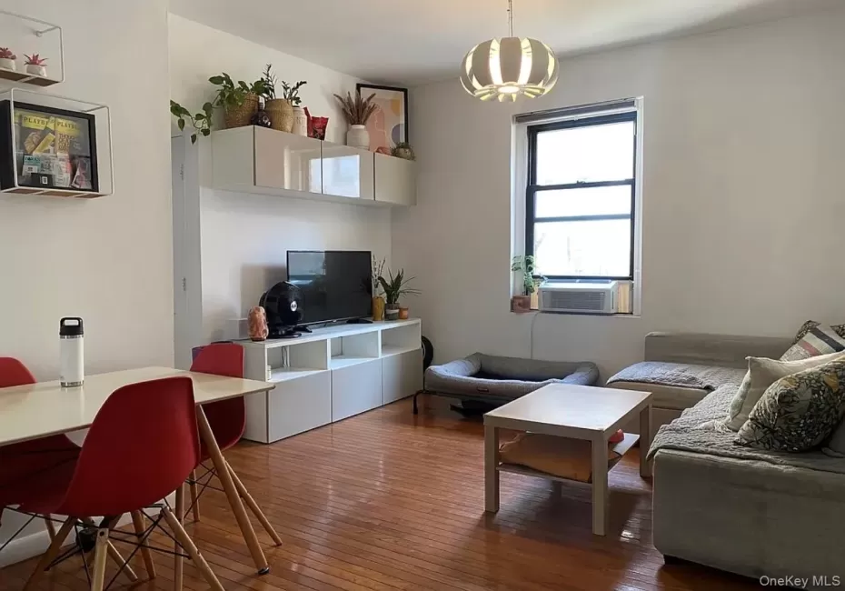 21-27 33 Street, New York, NY, 2 Bedrooms Bedrooms, 5 Rooms Rooms,1 BathroomBathrooms,Residential,For Rent,33,0,1049584 21-27 33 Street, New York, NY, 2 Bedrooms Bedrooms, 5 Rooms Rooms,1 BathroomBathrooms,Residential,For Rent,33,0,1049584